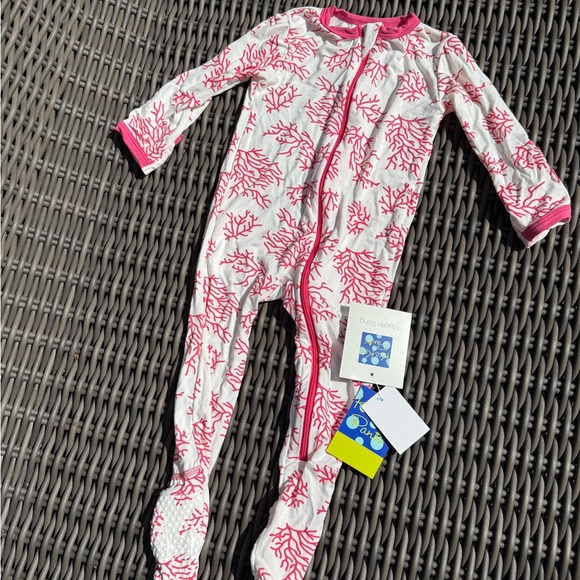 Kickee Pants Coral Print Zip-Up Footie - Size 6-9 months - NWT - Picture 3 of 16